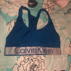 ‼️FINAL PRICE BUY NOW‼️Calvin Klein sports bra 💙